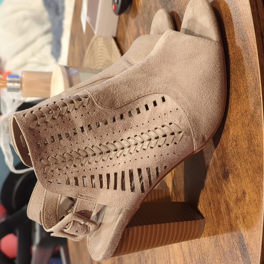 Madden Summer Heels